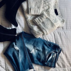 Ripped skinned jeans